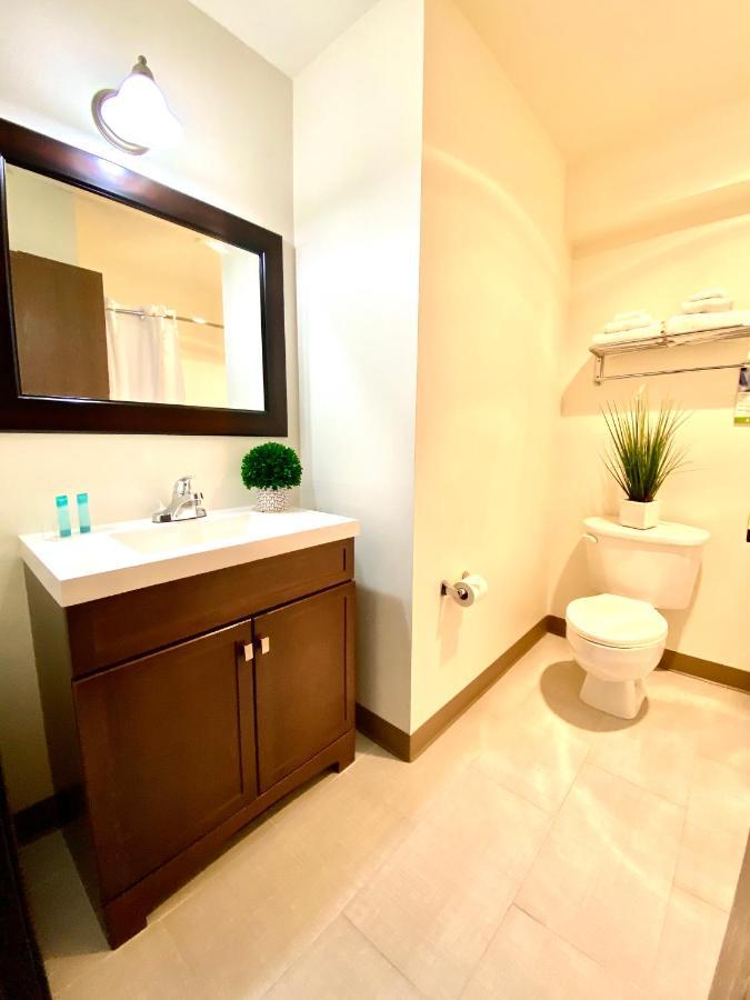 Friendship Inn سانيفال، كاليفورنيا المظهر الخارجي الصورة