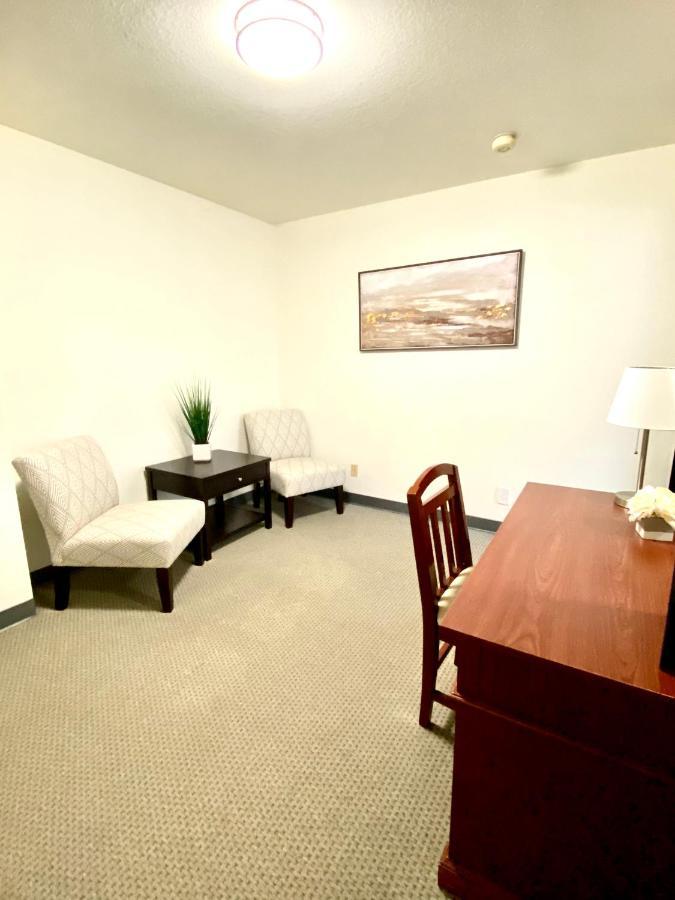 Friendship Inn سانيفال، كاليفورنيا المظهر الخارجي الصورة